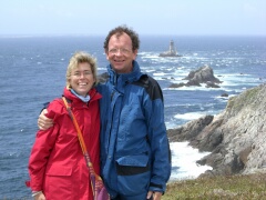 Monika und Peter am westlichsten Punkt Frankreichs, Bretagne.