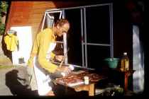Cecil beim barbecue