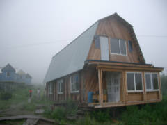Das Gemeinschaftshaus in Rednikovo