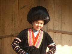 Frau der Roten Hmong