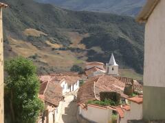 Die Hauptstraße von Los Nevados