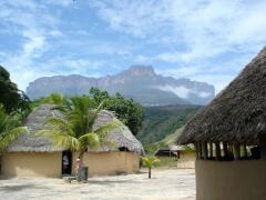 Am Fuße des Tafelberges Auyan Tepui