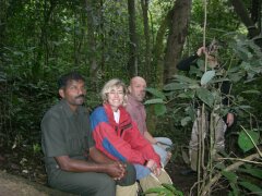 Rast bei einer Erkundung im Wildlife Sanctuary Parc