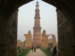 Quth-Minar, höchster Steinturm Indiens